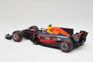 Red Bull Racing RB13 Tag Heuer #33 M. Verstappen Australian GP 2017 Minichamps 1:18 110170033 Živica – obrázok 5 z 7