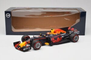 Red Bull Racing RB13 Tag Heuer #33 M. Verstappen Australian GP 2017 Minichamps 1:18 110170033 Živica – obrázok 7 z 7
