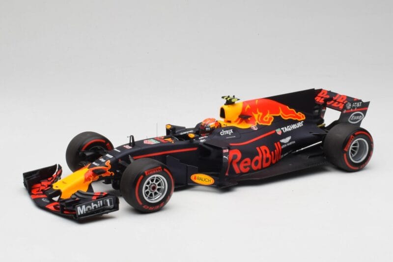 Red Bull Racing RB13 Tag Heuer #33 M. Verstappen Australian GP 2017 Minichamps 1:18 110170033 Živica
