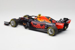 Red Bull RB15 #10 P. Gasly F1 2019 Minichamps 1:18 110190010 Kov – obrázok 5 z 7
