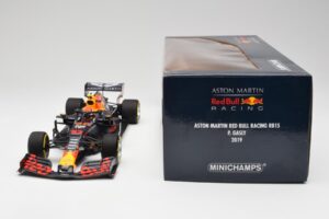 Red Bull RB15 #10 P. Gasly F1 2019 Minichamps 1:18 110190010 Kov – obrázok 7 z 7