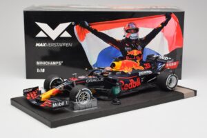 Red Bull RB16B #33 M. Verstappen Dutch GP Winner 2021 Minichamps 1:18 113212533 Kov – obrázok 6 z 7
