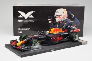 Red Bull RB16B #33 M. Verstappen Emilia Romagna GP Winner 2021 Minichamps 1:18 113210233T Kov – obrázok 6 z 6