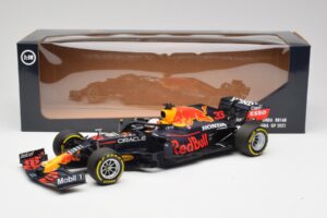 Red Bull RB16B #33 M. Verstappen Emilia Romagna GP Winner Mid Race Tyres 2021 Minichamps 1:18 110210133 Kov – obrázok 6 z 7