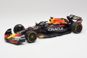 Red Bull RB18 #1 M. Verstappen France GP Winner 2022 Minichamps 1:18 110221201 Kov