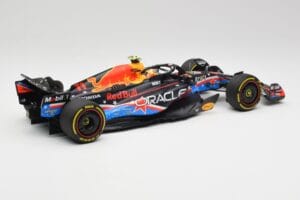 Red Bull RB19 #1 M. Verstappen Austin GP Winner 2023 Minichamps 1:18 110231901 Kov – obrázok 2 z 6