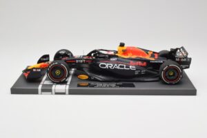 Red Bull RB19 Oracle #1 M. Verstappen Bahrain GP 2023 Winner Minichamps 1:18 113230201 Živica
