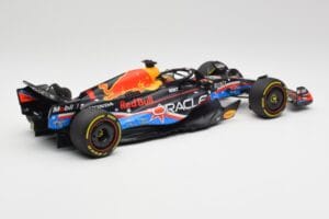 Red Bull RB19 #11 S. Perez Austin GP 2023 Minichamps 1:18 110231911 Kov – obrázok 2 z 6