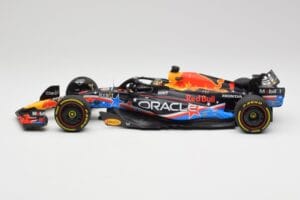 Red Bull RB19 #11 S. Perez Austin GP 2023 Minichamps 1:18 110231911 Kov – obrázok 3 z 6