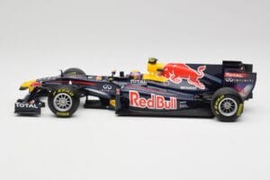 Red Bull RB5 #14 M. Webber Chinese GP 2nd 2009 Minichamps 1:18 150090114 Kov – obrázok 3 z 6