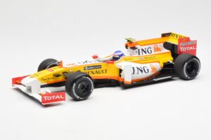 Renault F1 Team R29 #10 R. Grosjean F1 2009 Minichamps 1:18 150090108 Kov