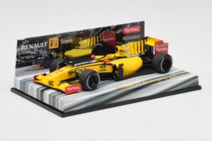 Renault R30 #11 R. Kubica Race Car 2010 Minichamps 1:43 403100081 Kov – obrázok 2 z 6