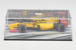 Renault R30 #11 R. Kubica Race Car 2010 Minichamps 1:43 403100081 Kov – obrázok 4 z 6