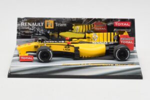 Renault R30 #11 R. Kubica Race Car 2010 Minichamps 1:43 403100081 Kov