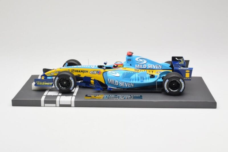 Renault R25 #5 F. Alonso Bahrain GP 2005 Minichamps 1:18 117050305 Živica