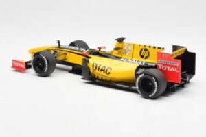 Renault R30 R. Kubica / V. Petrov F1 Showcar 2010 Minichamps 1:18 7711428831 Kov – obrázok 5 z 6