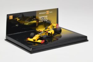 Renault R30 #10 R. Kubica F1 2010 Minichamps 1:43 576410 Kov – obrázok 2 z 4