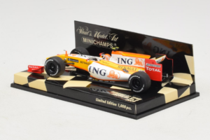 Renault R29 #8 N. Piquet Jr. Showcar F1 2009 Minichamps 1:43 400090078 Kov – obrázok 3 z 5