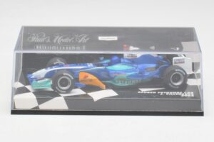 Sauber C24 J. Villeneuve F1 2005 Minichamps 1:43 400050011 Kov – obrázok 4 z 5