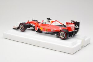 Scuderia Ferrari SF16-H #5 S. Vettel Italian GP 2016 BBR 1:18 BBR181625 Kov – obrázok 5 z 7