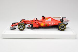 Scuderia Ferrari SF70H #5 S. Vettel Winner Australian GP 2017 End of Race BBR 1:18 BBR181705-E Kov – obrázok 3 z 7