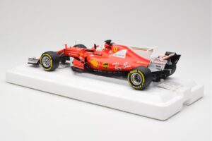 Scuderia Ferrari SF70H #5 S. Vettel Winner Australian GP 2017 End of Race BBR 1:18 BBR181705-E Kov – obrázok 5 z 7