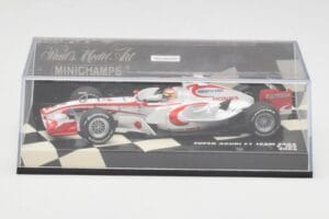 Super Aguri SA05 #23 Y. Ide F1 2006 Minichamps 1:43 400060023 Kov – obrázok 5 z 5