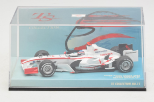 Super Aguri SA05 Honda #22 T. Sato 1st GP Bahrain 2006 Minichamps 1:43 518064322 Kov – obrázok 4 z 5