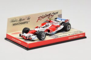 Toyota TF107 #12 J. Trulli Showcar 2007 Minichamps 1:43 403070082 Kov – obrázok 2 z 5