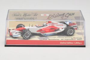 Toyota TF107 #12 J. Trulli Showcar 2007 Minichamps 1:43 403070082 Kov – obrázok 5 z 5
