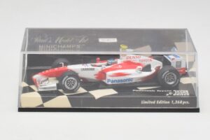 Toyota TF104 Panasonic Racing #0 R. Zonta 3rd Driver 2004 Minichamps 1:43 400040038 Kov – obrázok 5 z 5