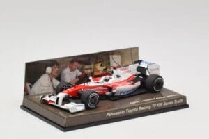 Toyota TF109 Panasonic Toyota Racing #9 J. Trulli F1 2009 Minichamps 1:43 AM62130 Kov – obrázok 2 z 5