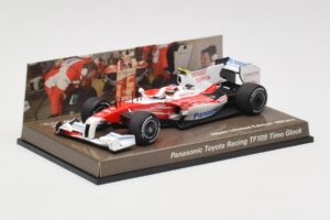 Toyota TF109 Panasonic Toyota Racing #10 T. Glock F1 2009 Minichamps 1:43 AM62131 Kov – obrázok 2 z 5