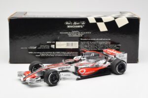 McLaren MP4-22 Mercedes #1 F. Alonso Showcar 2007 Minichamps 1:18 533071871 Kov – obrázok 6 z 6