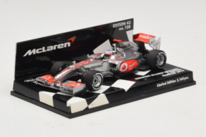 Vodafone McLaren Mercedes MP4-25 J. Button F1 Showcar 2010 Minichamps 1:43 530104371 Kov – obrázok 2 z 5