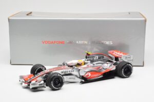 McLaren MP4-22 Mercedes #2 L. Hamilton 2007 Dealer Edition Minichamps 1:18 530071802 Kov – obrázok 6 z 6