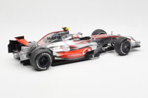McLaren MP4-23 Mercedes #23 H. Kovalainen 2008 Minichamps 1:18 530081823 Kov – obrázok 2 z 6