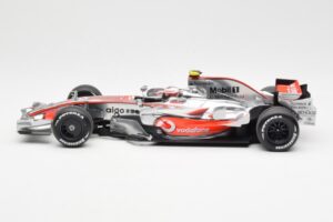 McLaren MP4-23 Mercedes #23 H. Kovalainen 2008 Minichamps 1:18 530081823 Kov – obrázok 3 z 6