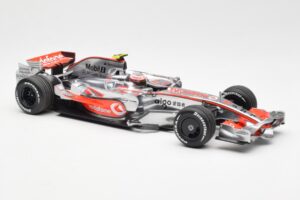 McLaren MP4-23 Mercedes #23 H. Kovalainen 2008 Minichamps 1:18 530081823 Kov – obrázok 4 z 6