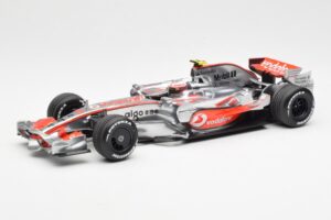 McLaren MP4-23 Mercedes #23 H. Kovalainen 2008 Minichamps 1:18 530081823 Kov
