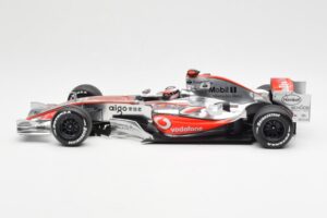 McLaren MP4-22 Mercedes #1 F. Alonso Presentation Valencia 2007 Minichamps 1:18 538071871 Kov – obrázok 3 z 6