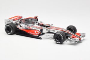 McLaren MP4-22 Mercedes #1 F. Alonso Presentation Valencia 2007 Minichamps 1:18 538071871 Kov – obrázok 4 z 6