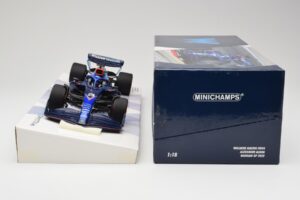 Williams FW44 Mercedes #23 A. Albon Bahrain GP 2022 Case Edition Minichamps 1:18 147220123 Živica – obrázok 6 z 7