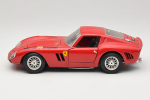 Ferrari 250 GTO Červený Bburago 1:18 B003 Kov – obrázok 4 z 8