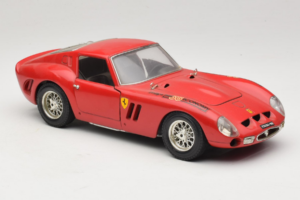 Ferrari 250 GTO Červený Bburago 1:18 B003 Kov – obrázok 6 z 8