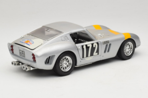 Ferrari 250 GTO #172 Tour de France 1964 Bburago 1:18 7011 Kov – obrázok 3 z 8