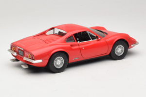Ferrari Dino 246 GT Červený Anson 1:18 303597 Kov – obrázok 3 z 8