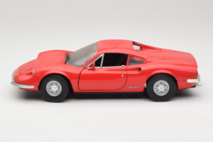 Ferrari Dino 246 GT Červený Anson 1:18 303597 Kov – obrázok 4 z 8
