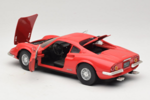 Ferrari Dino 246 GT Červený Anson 1:18 303597 Kov – obrázok 5 z 8