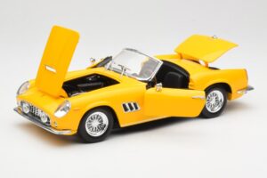 Ferrari 250 GT California Spider Žltý Hot Wheels 1:18 23905 Kov – obrázok 2 z 8